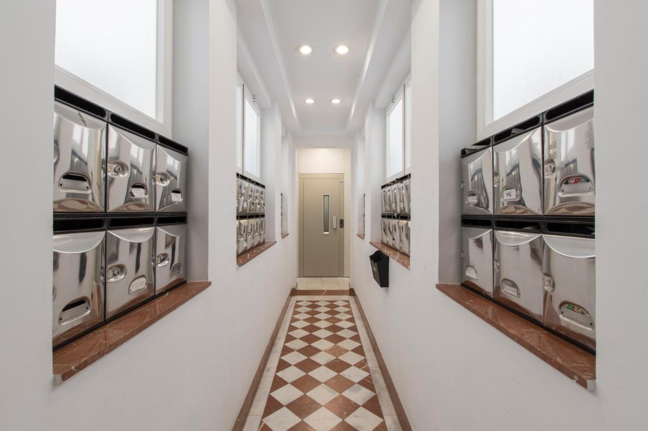 마드리드 Fee4Me. Elegant Flat A Few Minutes From Atocha. 아파트 외부 사진